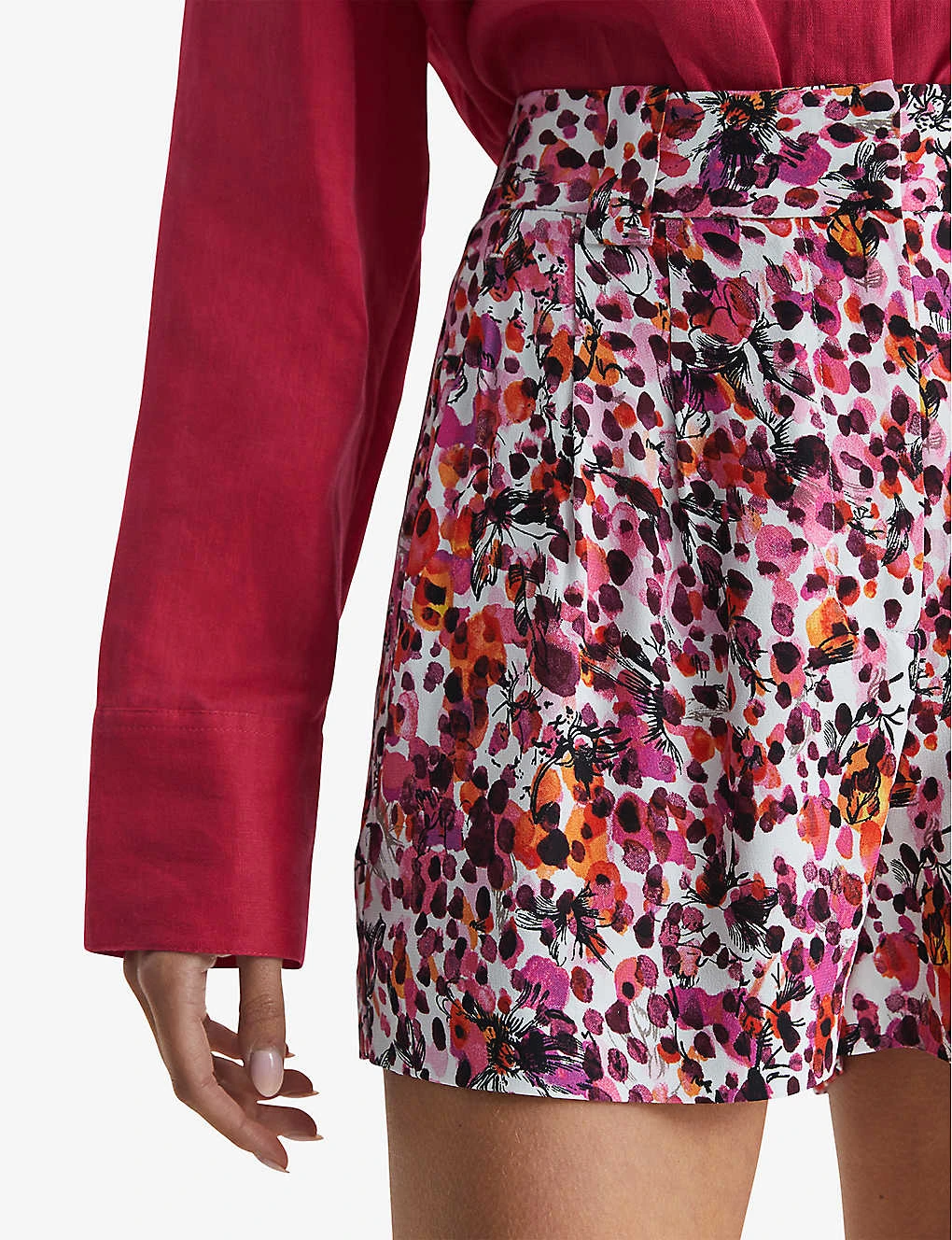 Reiss Lara Floral-print Mid-rise Woven Shorts 5 Reiss Lara Floral-print Mid-rise Woven Shorts - Image 5
