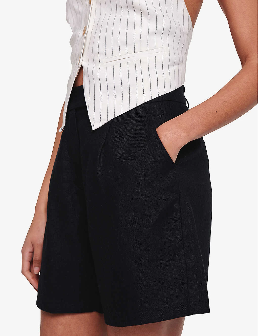 Fidel Tabbed Linen Shorts 5 Fidel Tabbed Linen Shorts - Image 5