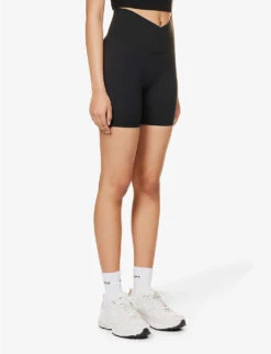 Ultimate Wrap-over High-rise Stretch-woven Shorts -Whistles Clothing Shop R04153510 BLACK ALT02