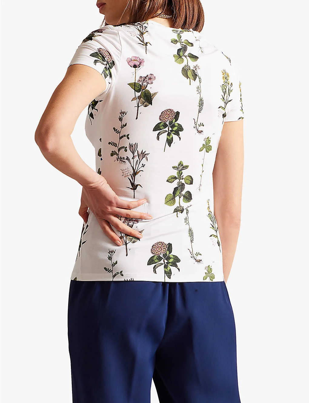 Ted Baker Rasmean Floral-print Stretch-woven T-shirt 3 Ted Baker Rasmean Floral-print Stretch-woven T-shirt - Image 3
